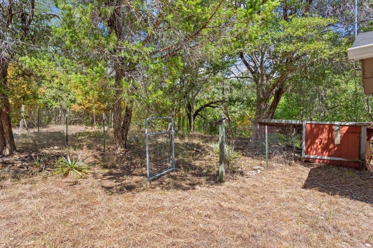 11 acres in McLennan County - photo 15
