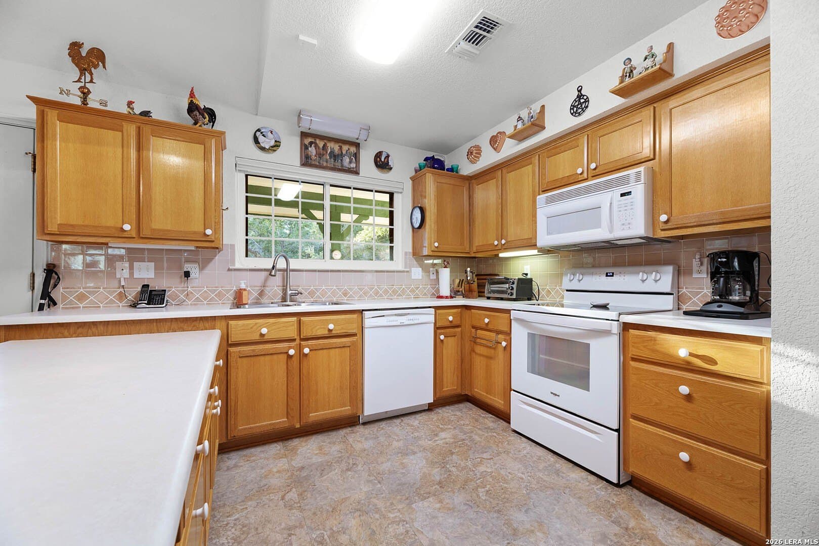 10.01 acres in Comal County - photo 10