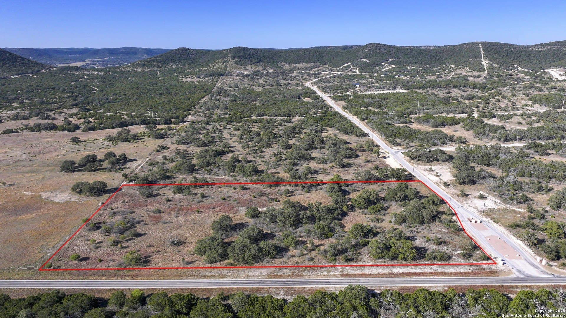10.43 acres in Bandera County - photo 6