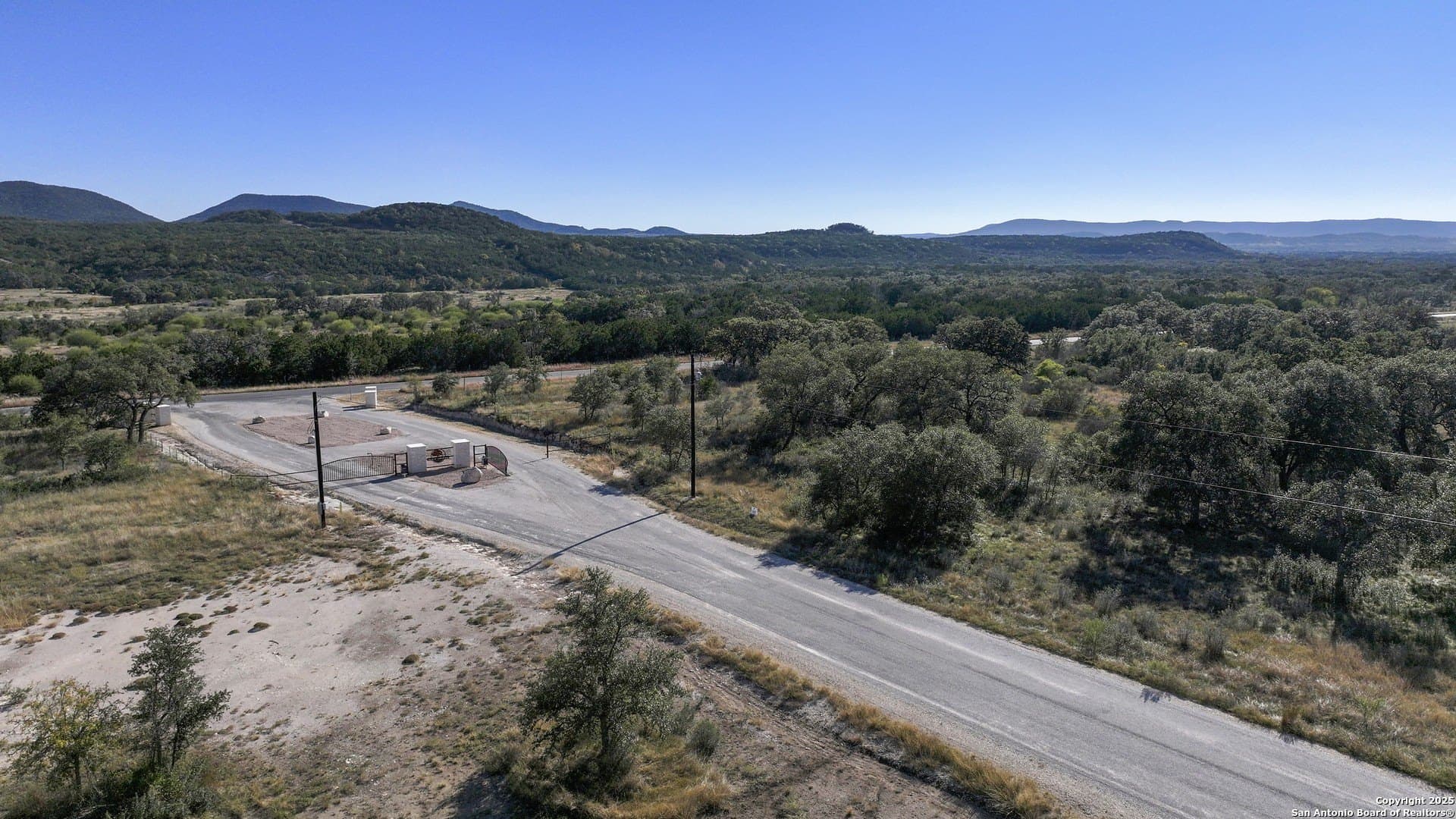 10.43 acres in Bandera County - photo 15