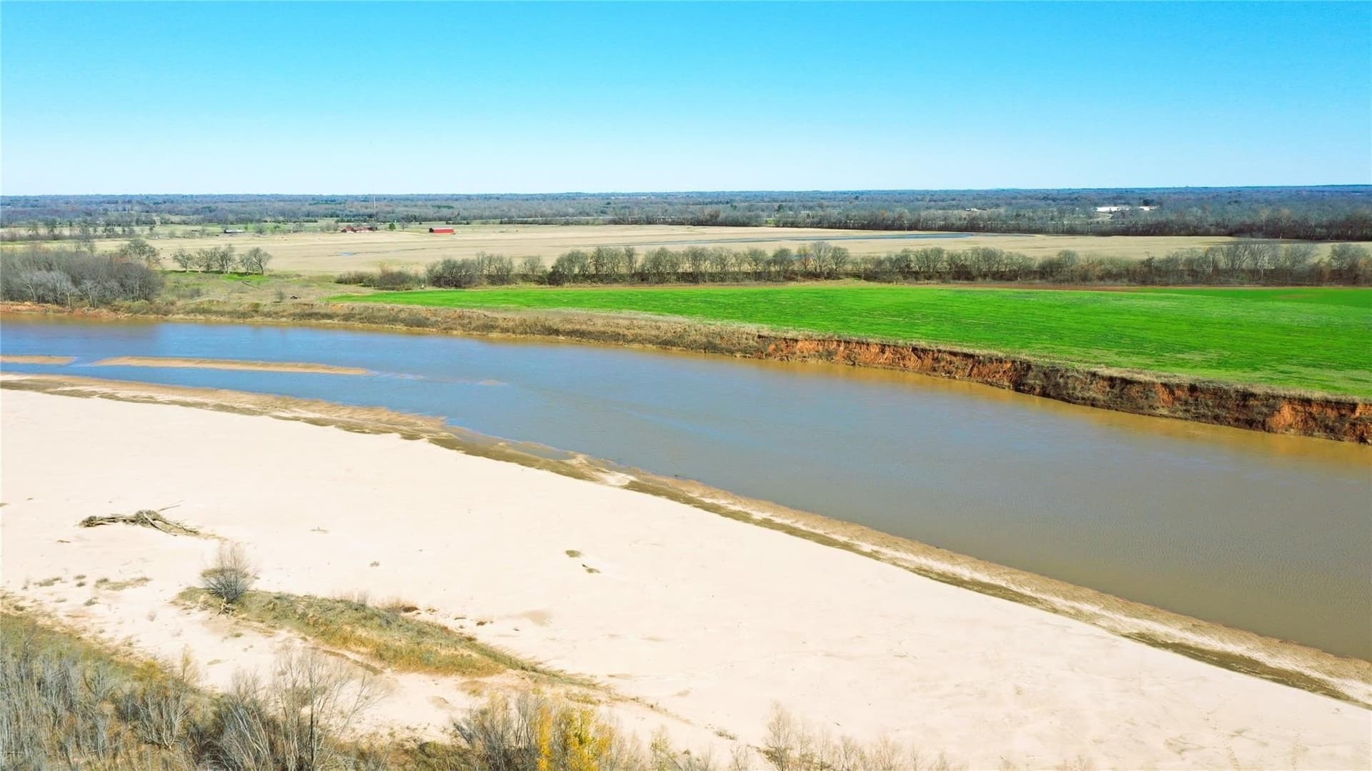 225.11 acres in Lamar County
