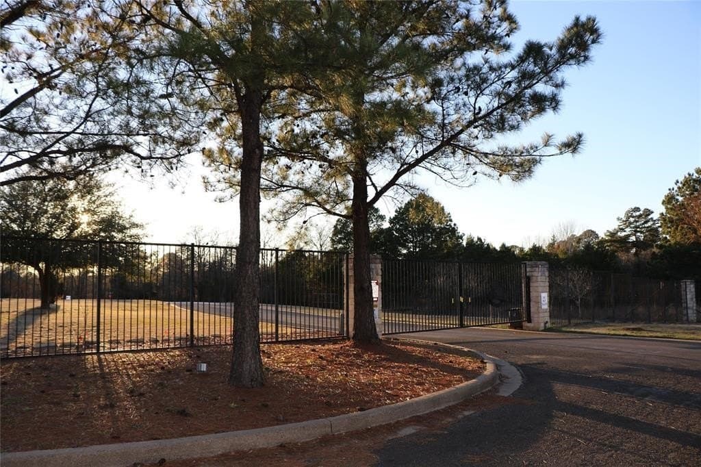 5.02 acres in Henderson County - photo 9