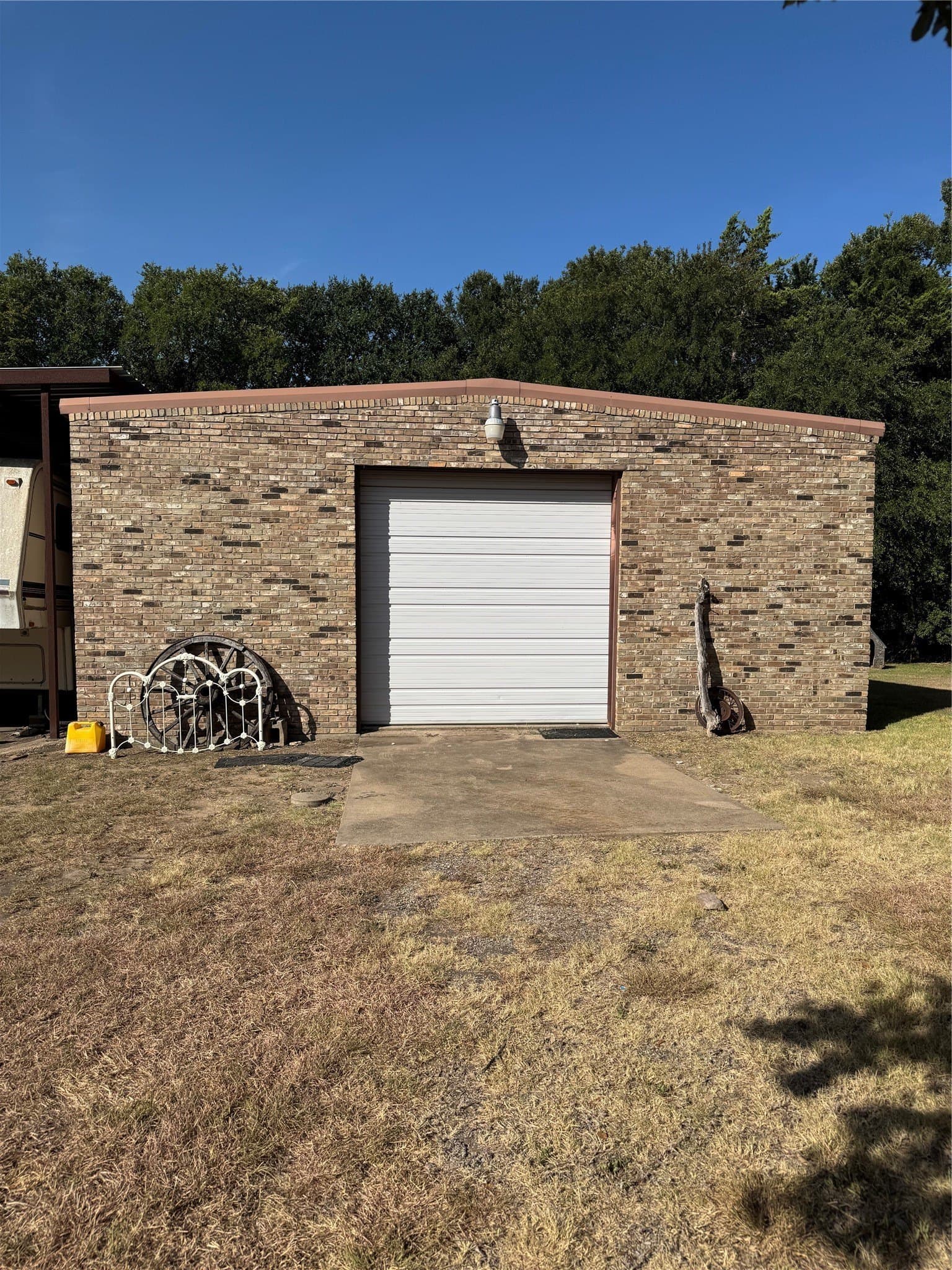 10 acres in Ellis County - photo 3
