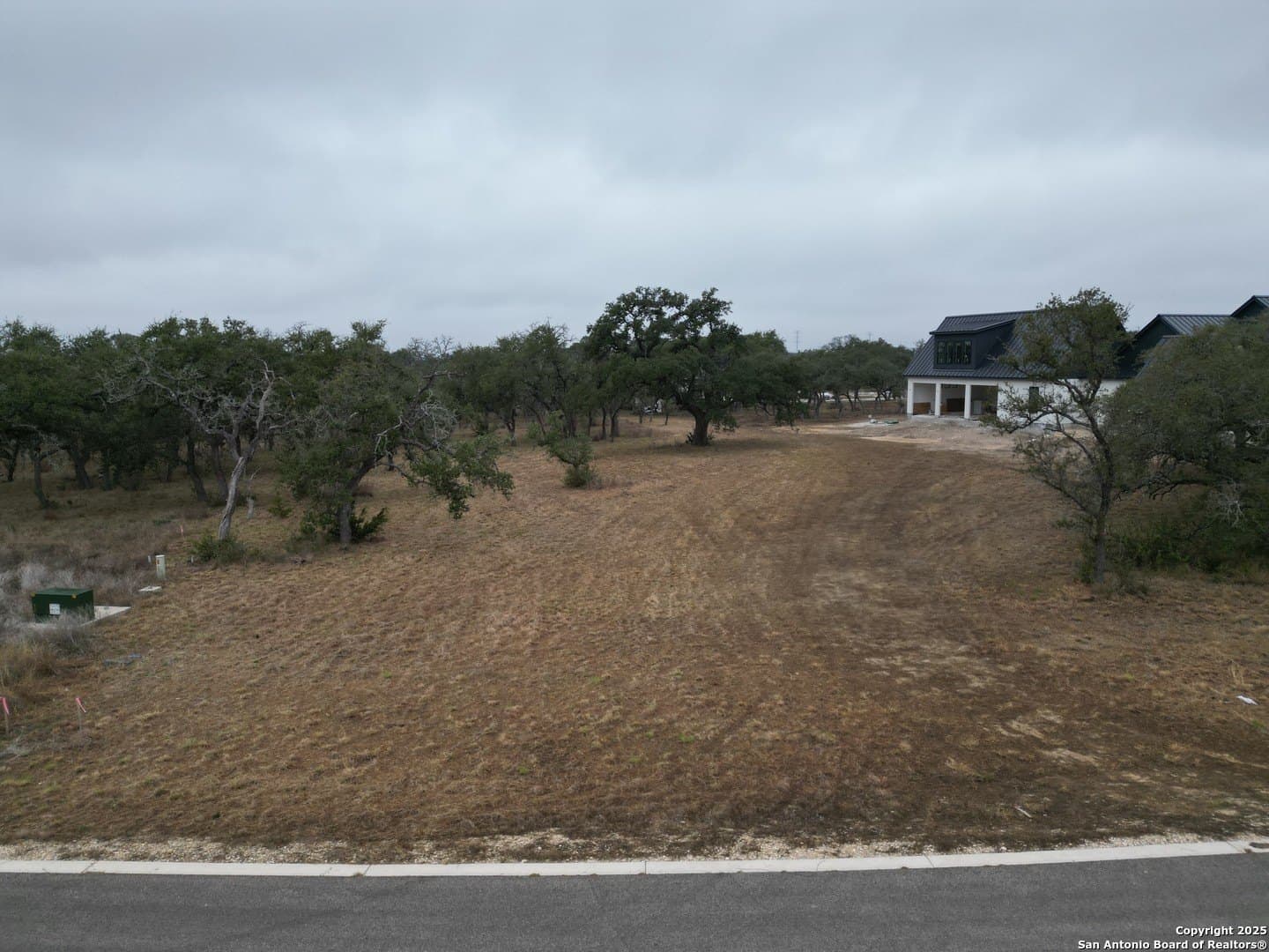 1.01 acres in Comal County gallery image 3
