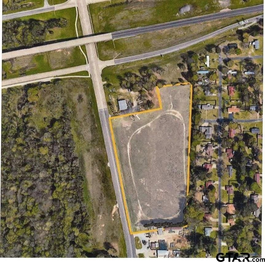 10.53 acres in Smith County