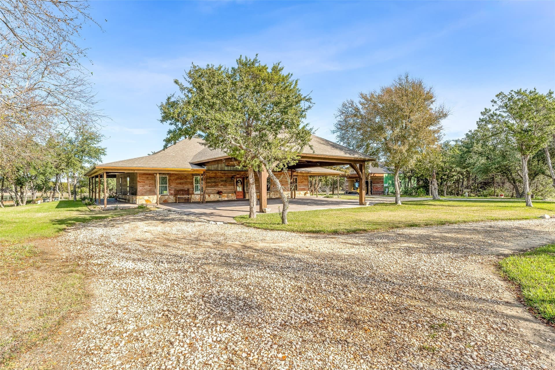 20 acres in Somervell County - photo 2