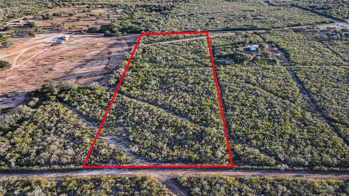 7.96 acres in Bee County - photo 4