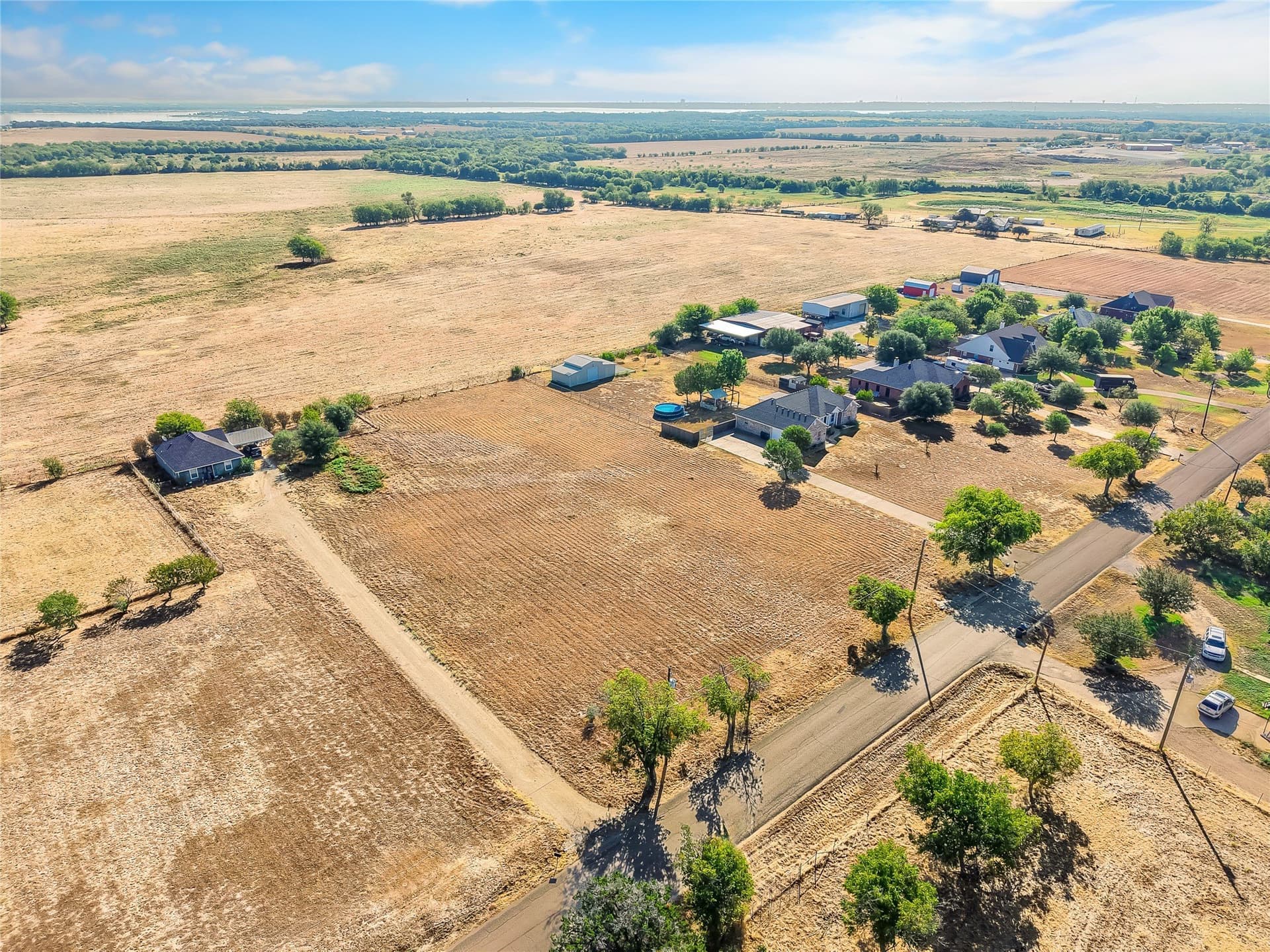 1 acres in McLennan County - photo 3