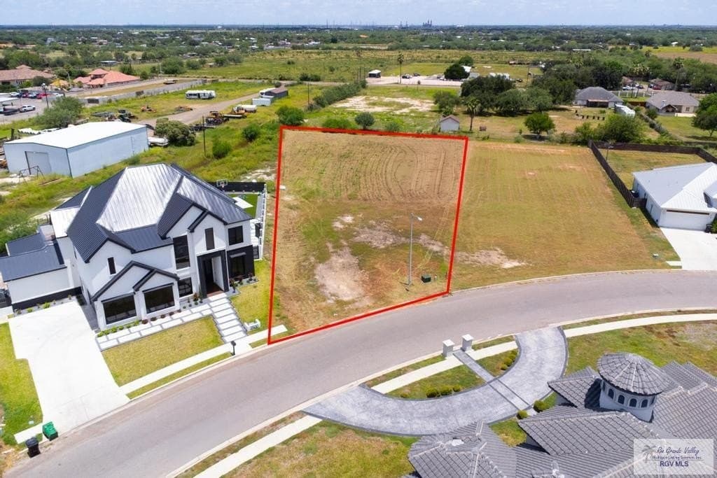 0.9 acres in HIDALGO County - photo 3