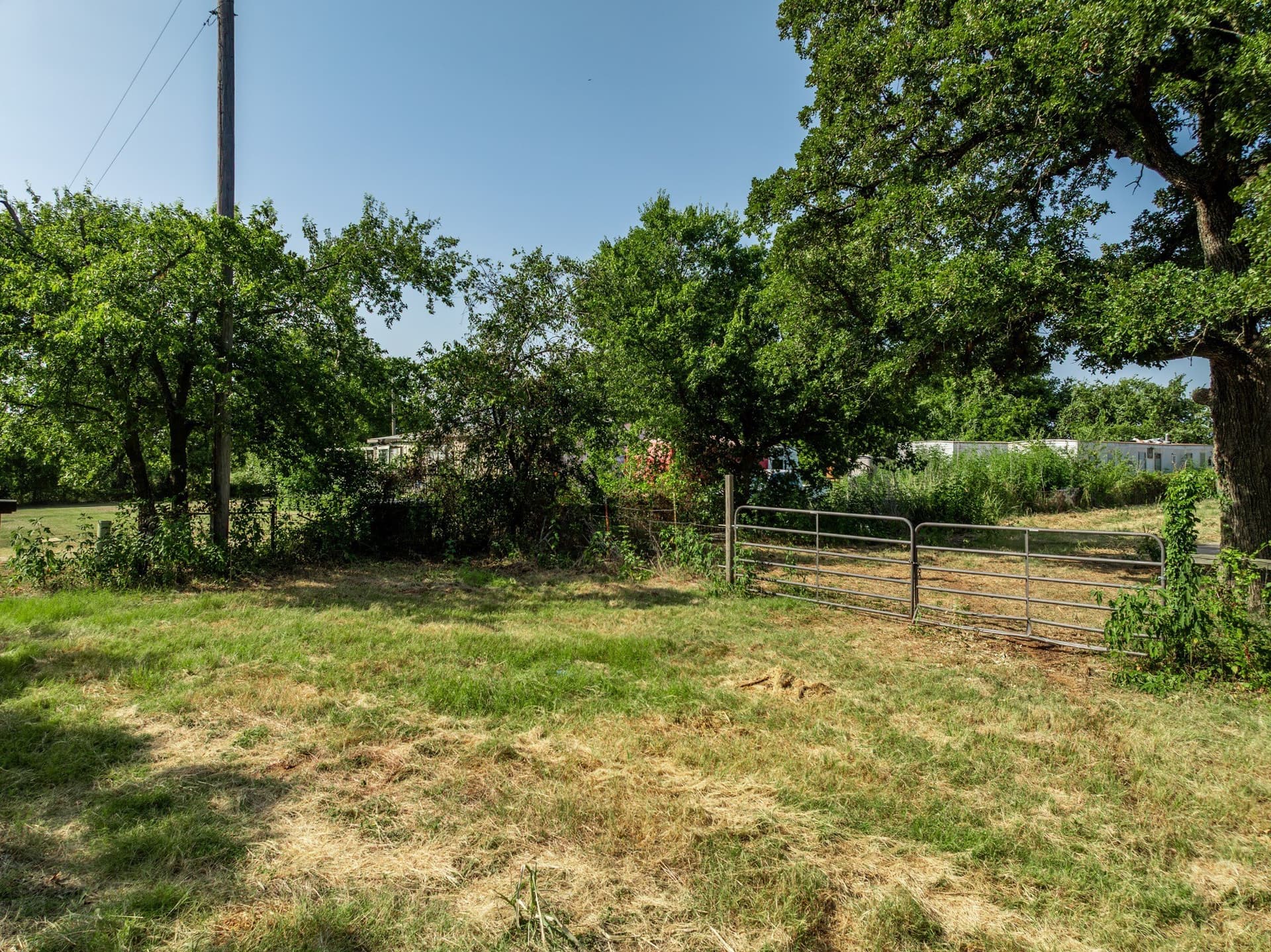 2.2 acres in Hill County - photo 2