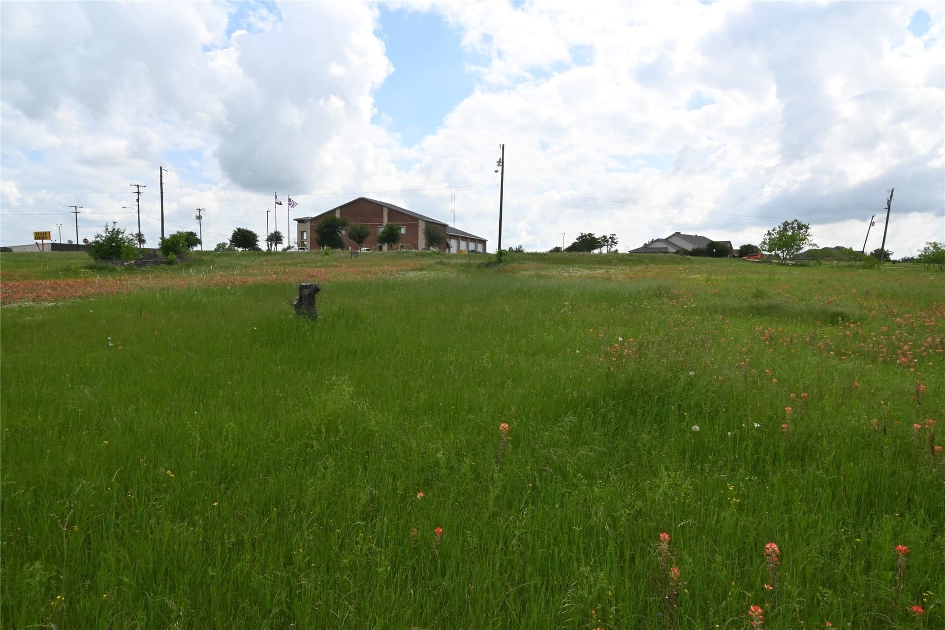 2.84 acres in Ellis County gallery image 3