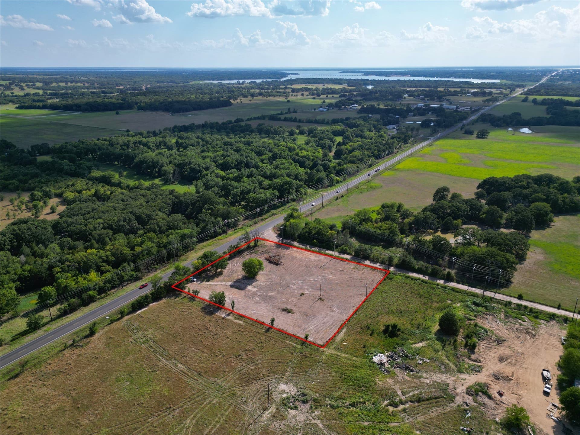 2 acres in Henderson County