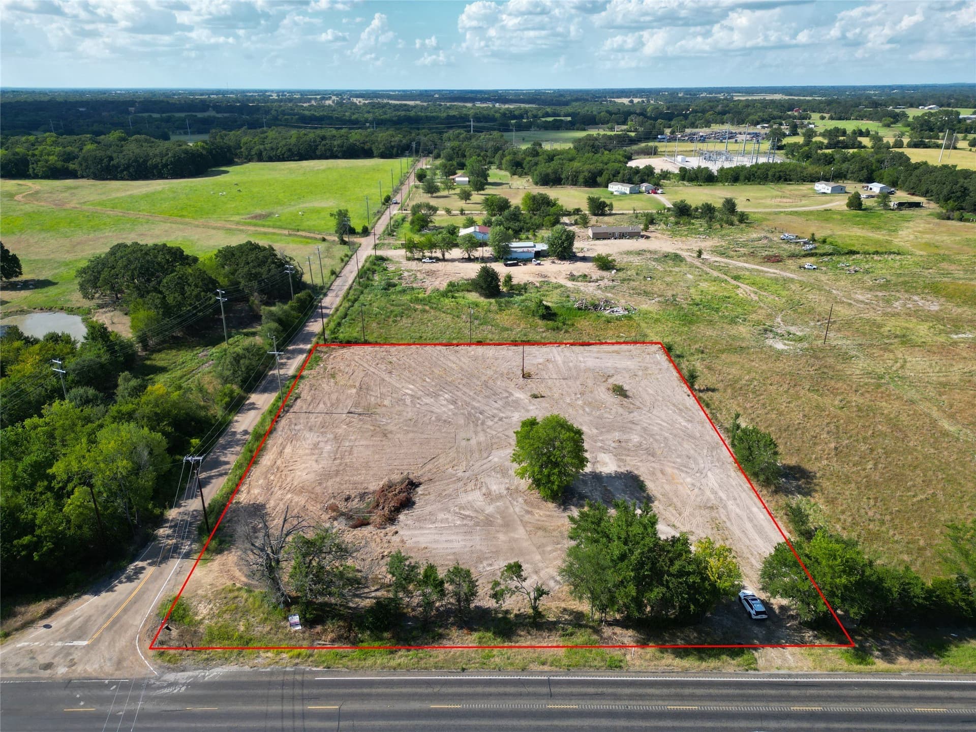2 acres in Henderson County gallery image 3