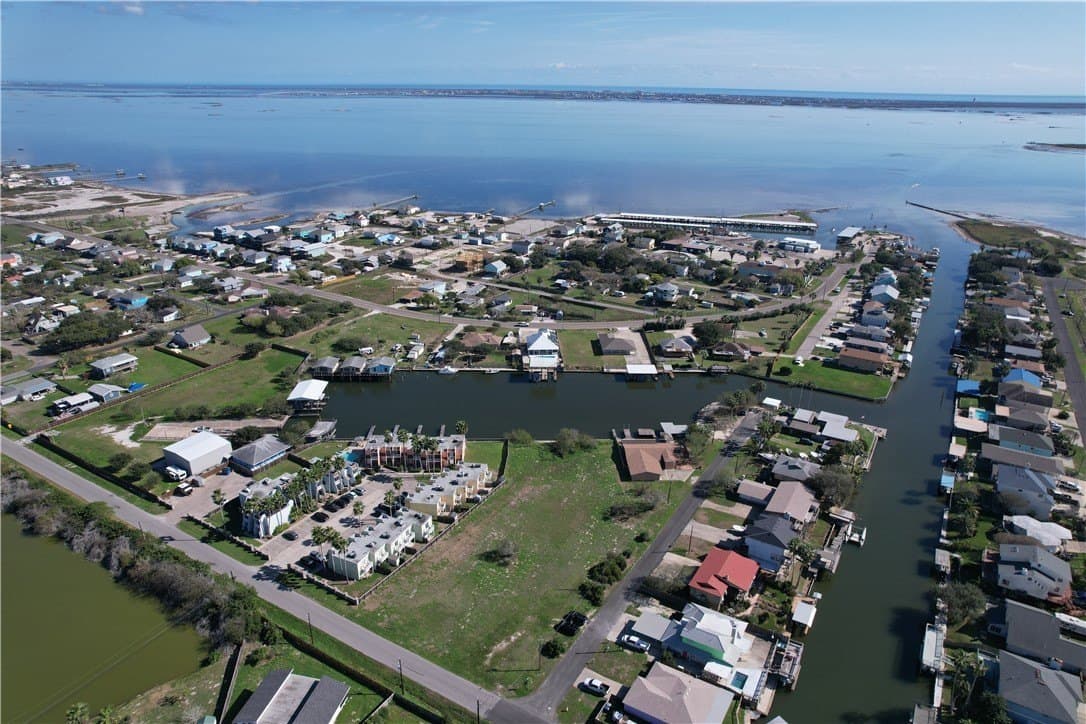 53,879 acres in Nueces County - photo 4