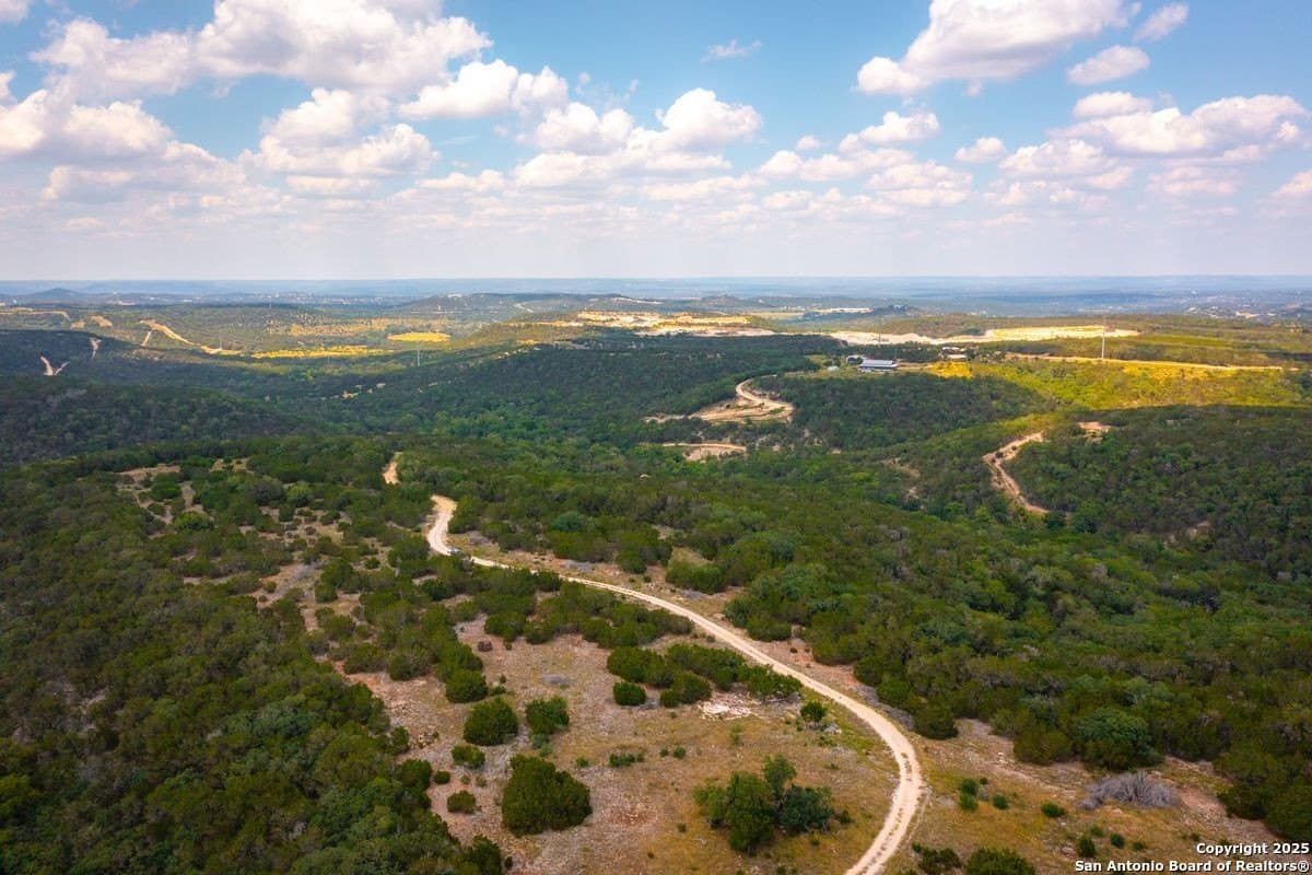 125 acres in Kendall County gallery image 2