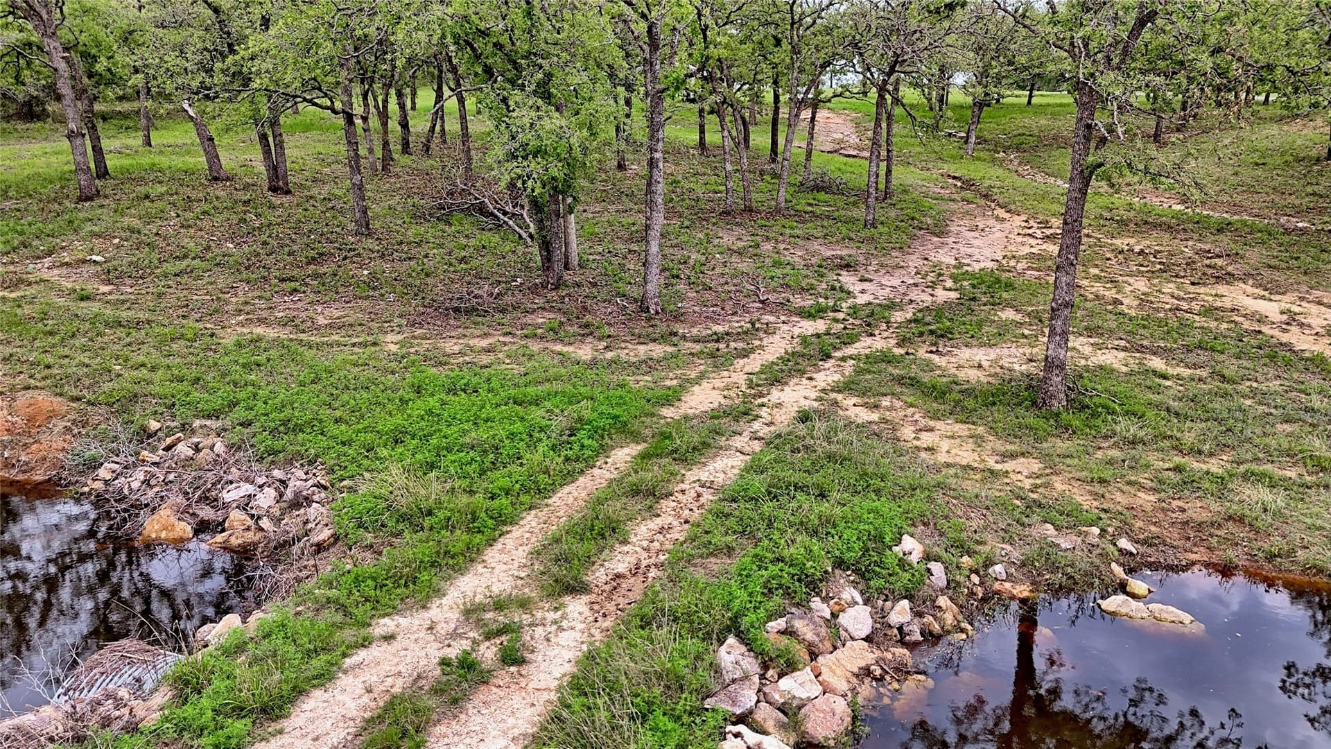 8.66 acres in Montague County - photo 27