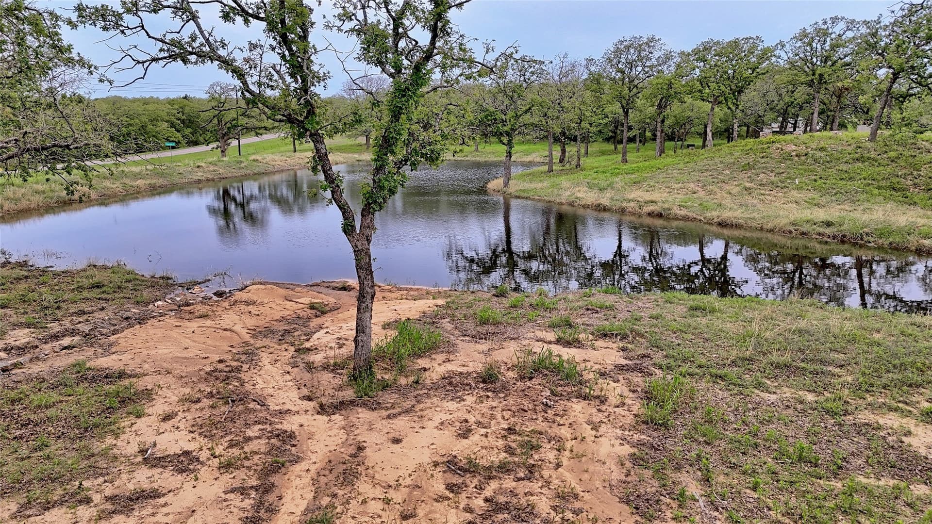 8.66 acres in Montague County - photo 2