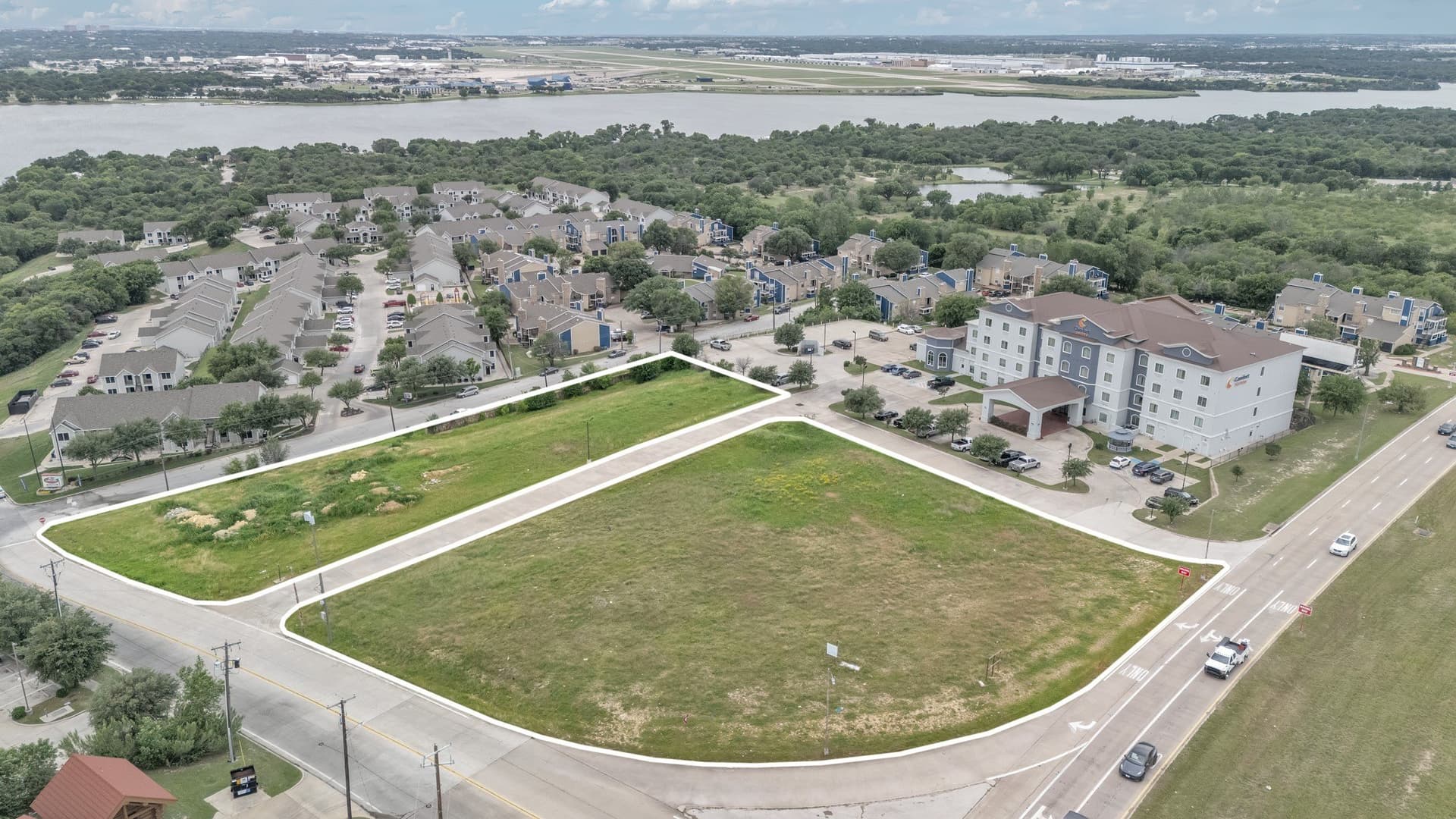 3.01 acres in Tarrant County gallery image 3