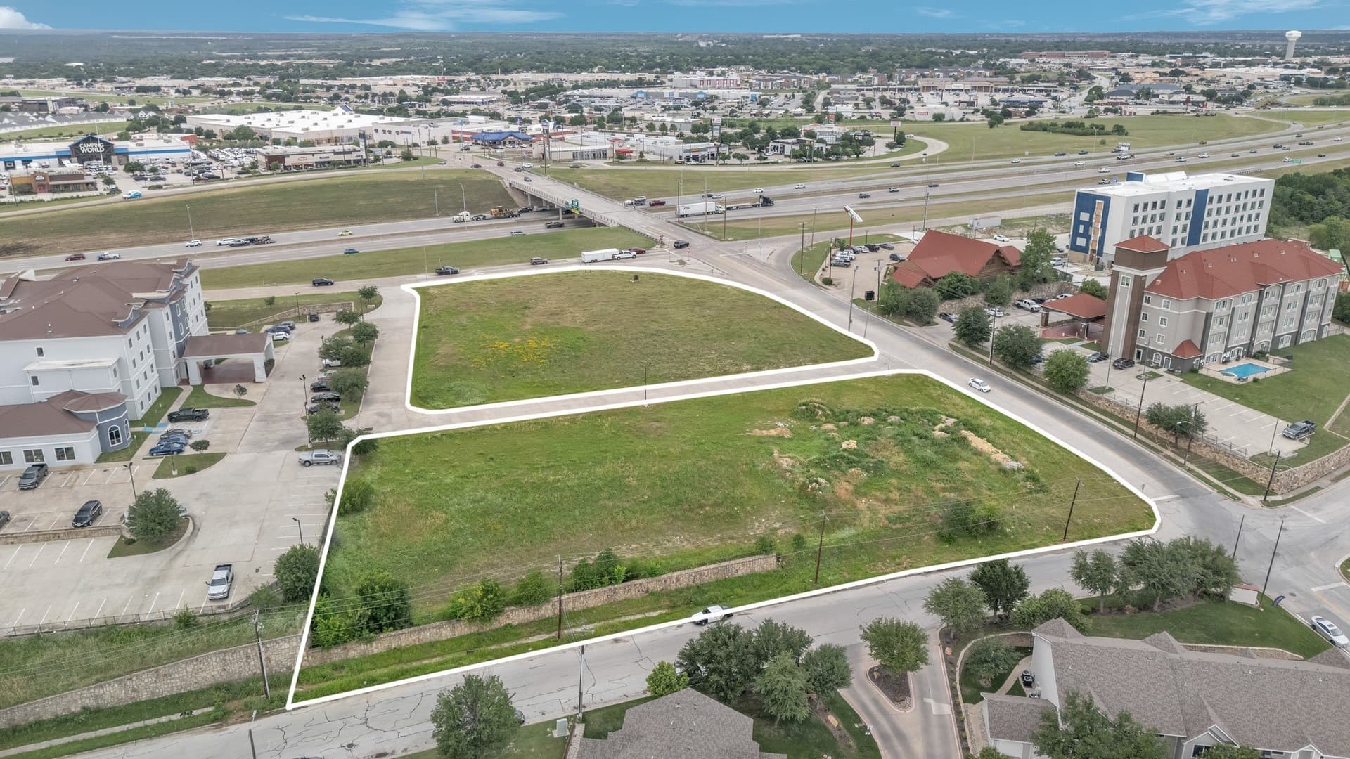 3.01 acres in Tarrant County