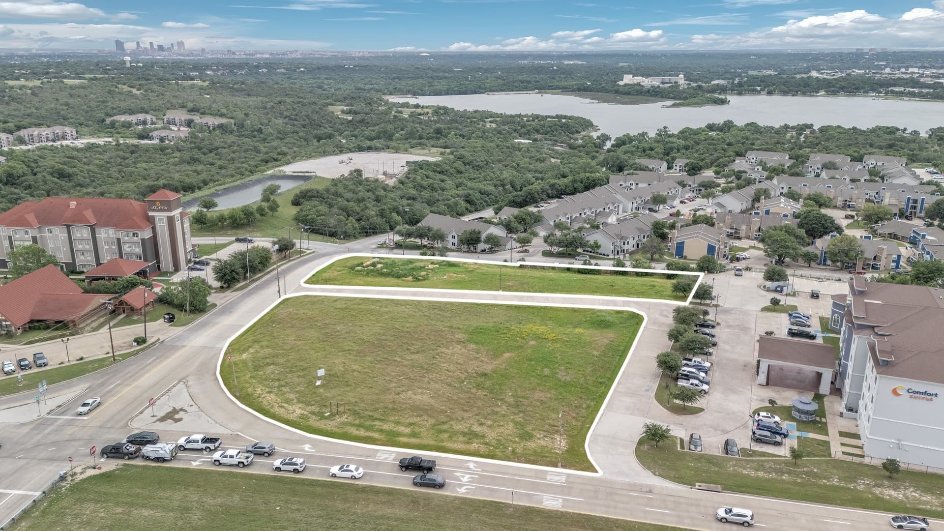 3.01 acres in Tarrant County gallery image 2