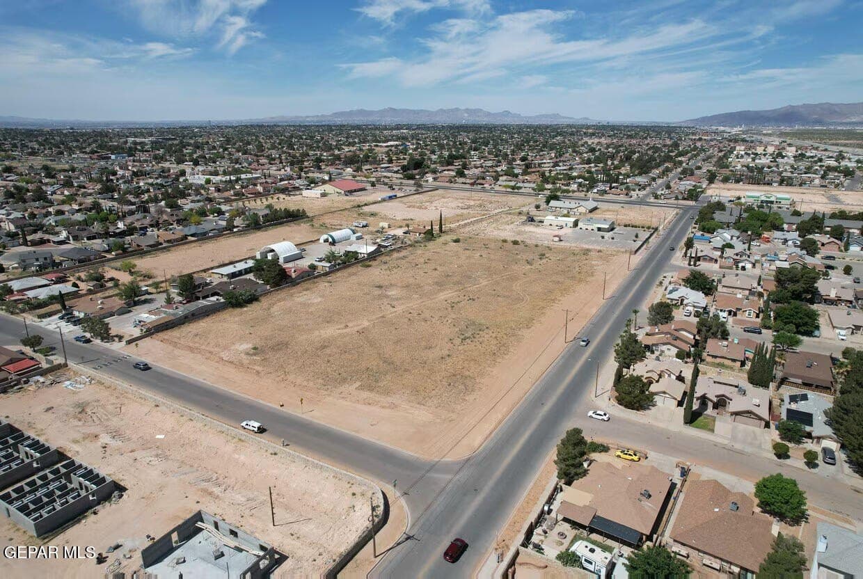 5 acres in El Paso County gallery image 4