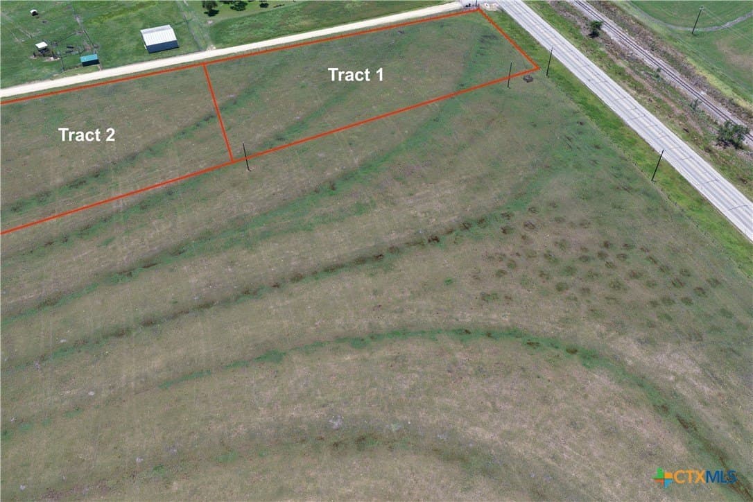 3 acres in Lavaca County - photo 9