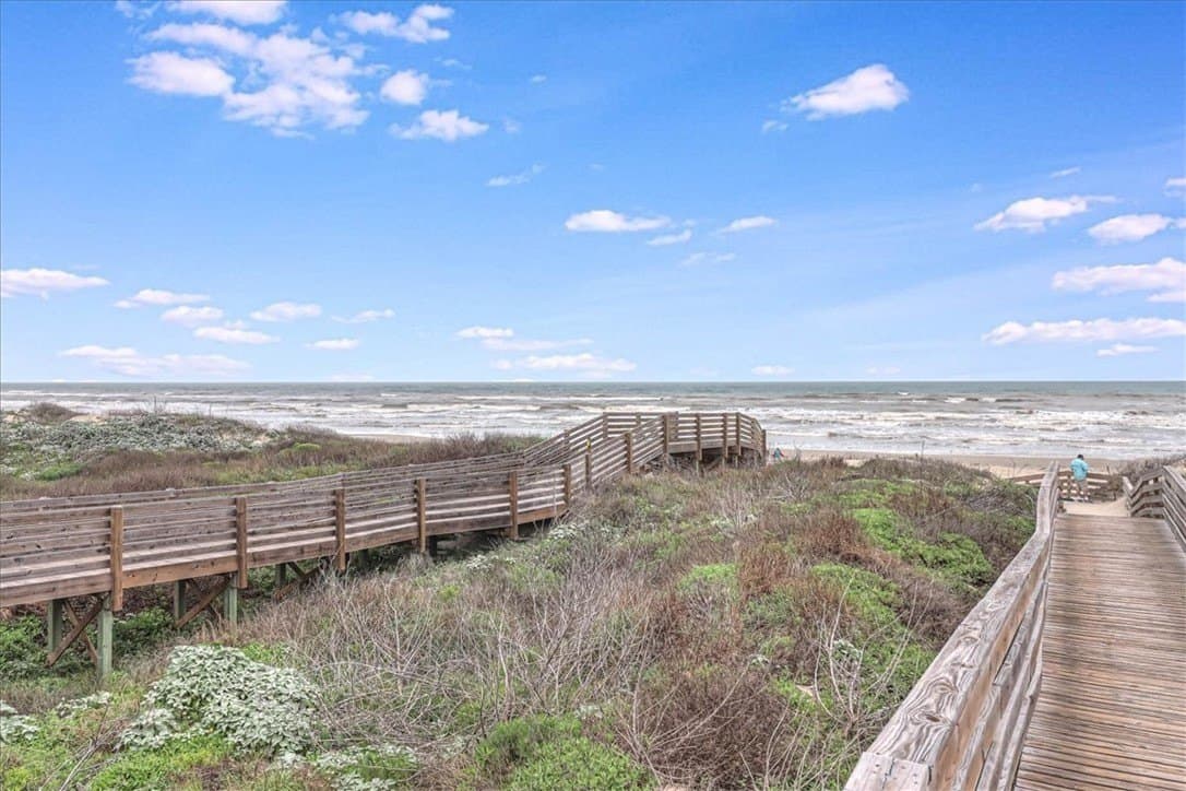 0.13 acres in Nueces County - photo 24