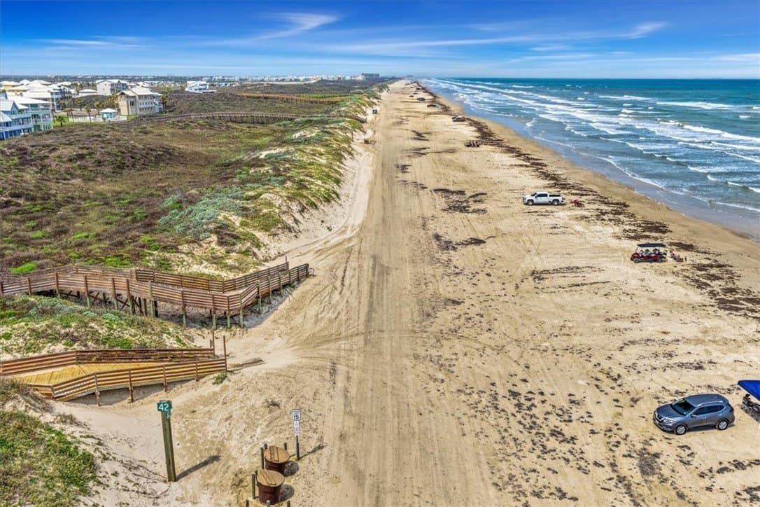 0.13 acres in Nueces County - photo 15