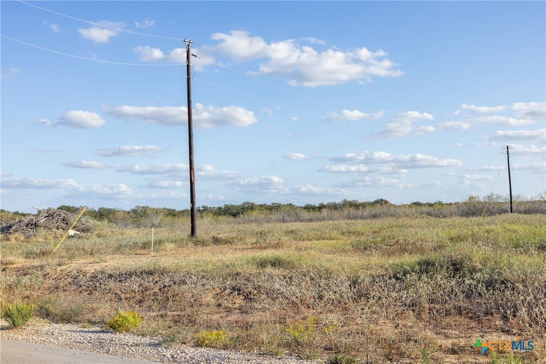 1 acres in Caldwell County gallery image 2