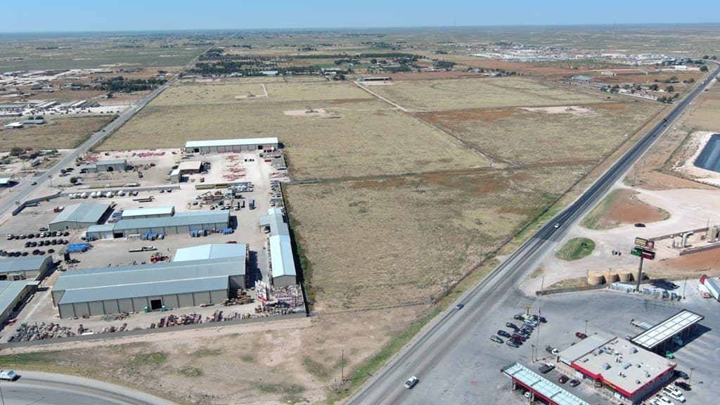 10.7 acres in Midland County gallery image 4
