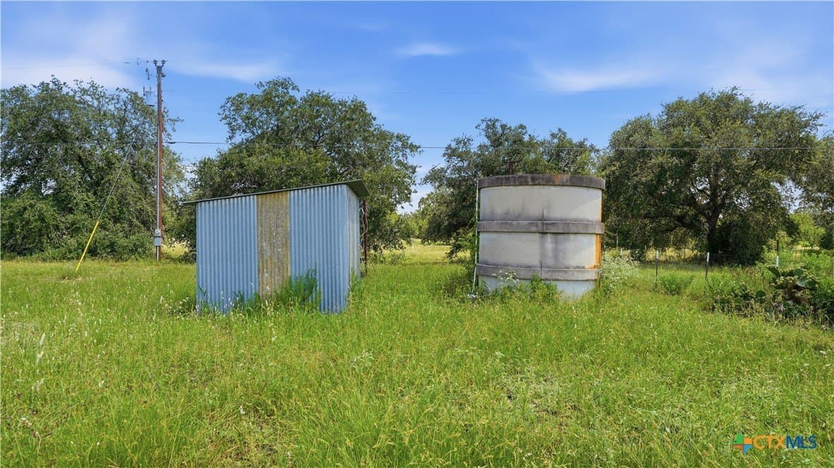 5 acres in Wilson County - photo 3
