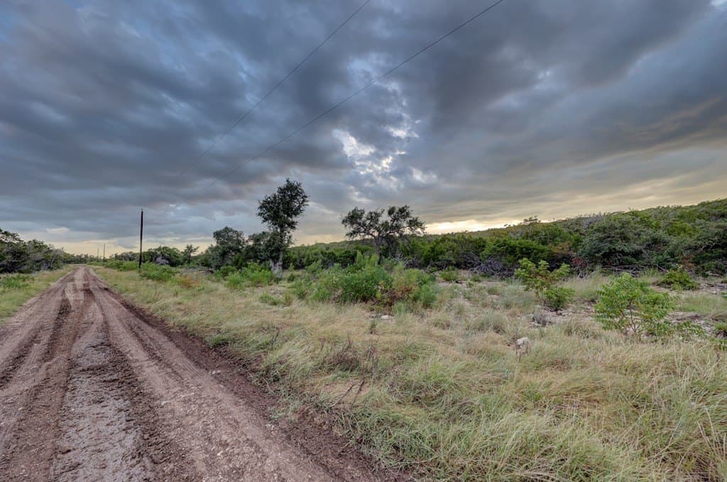 49.87 acres in Kerr County gallery image 3