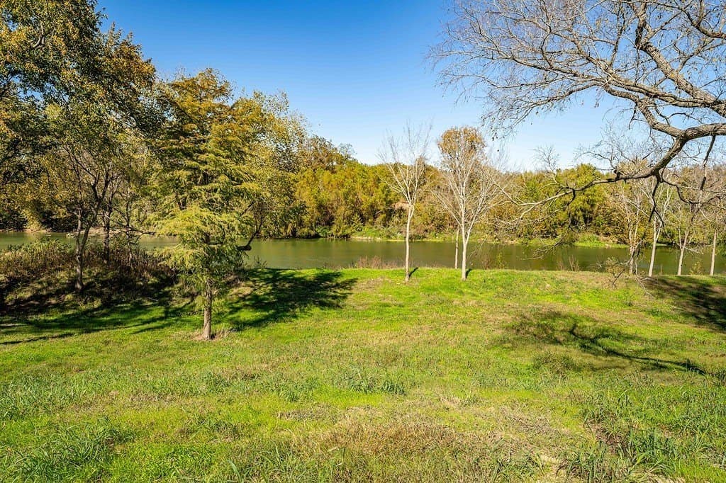 4.91 acres in Fayette County - photo 14