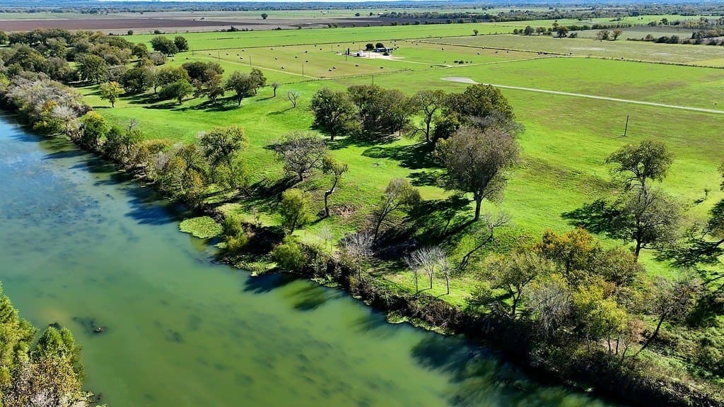 4.91 acres in Fayette County - photo 6