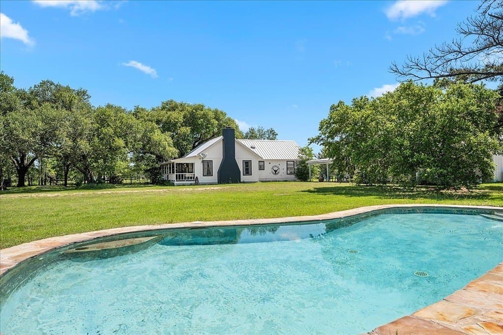 56.6 acres in Fayette County gallery image 3