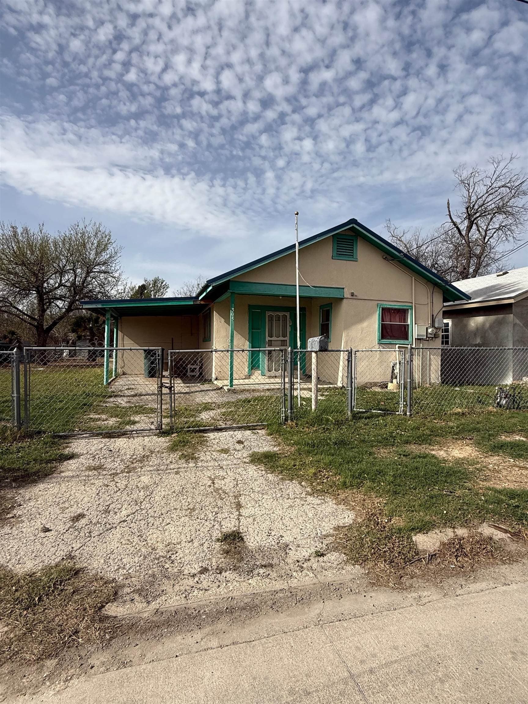 629 acres in Val Verde County gallery image 3