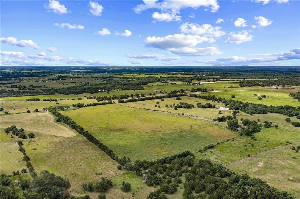34.09 acres in Fayette County - photo 8
