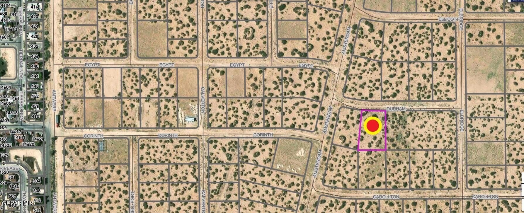 0.9 acres in El Paso County gallery image 4