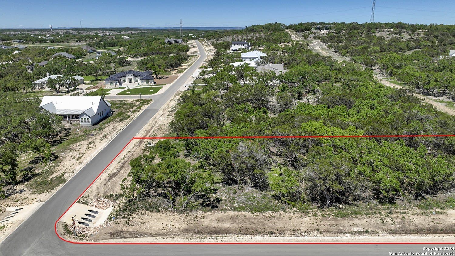 1.05 acres in Comal County gallery image 3