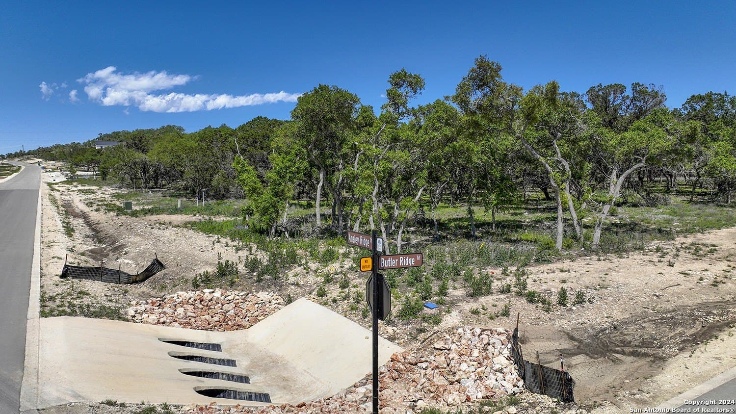 1.05 acres in Comal County - photo 17
