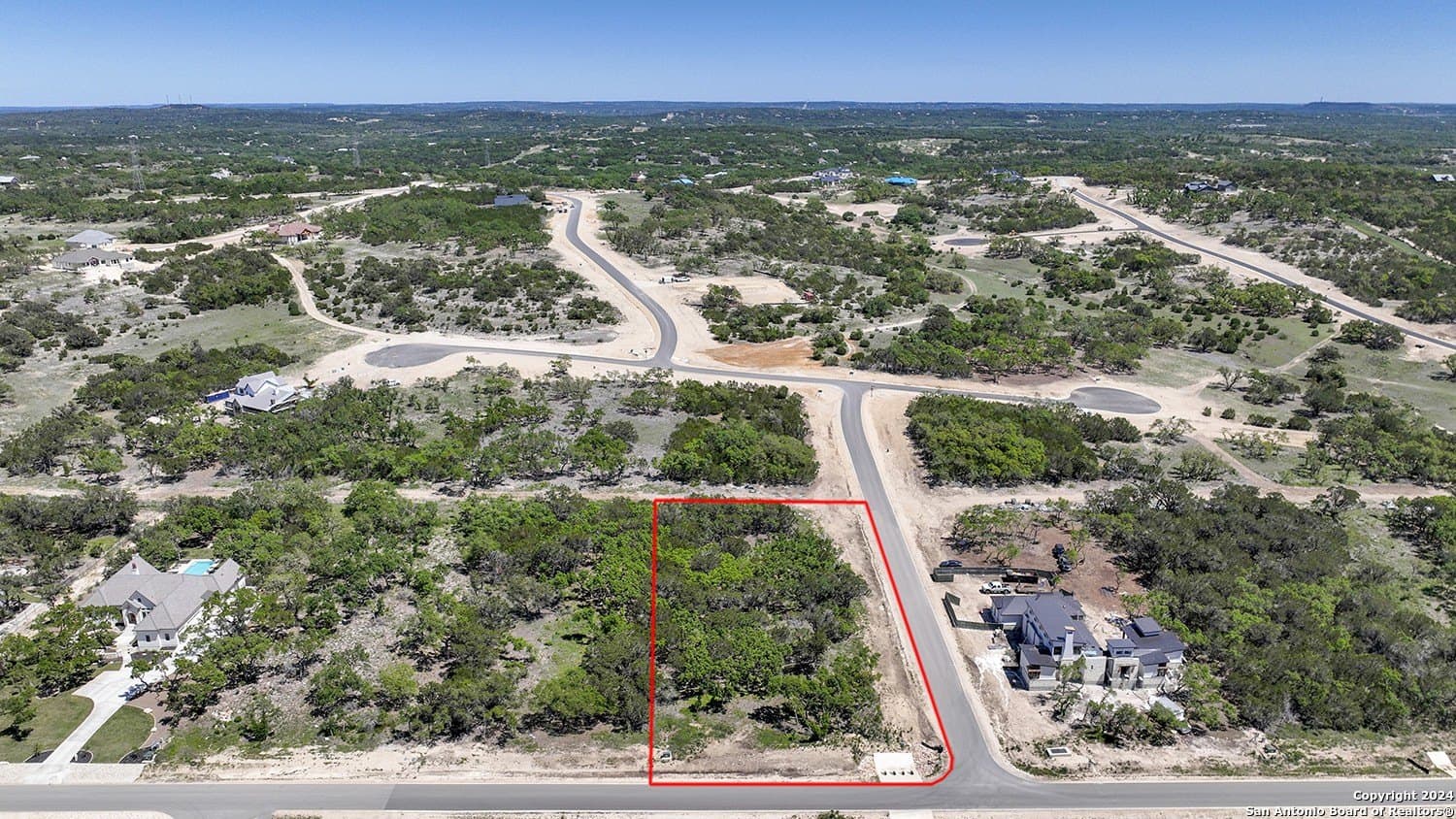 1.05 acres in Comal County gallery image 2
