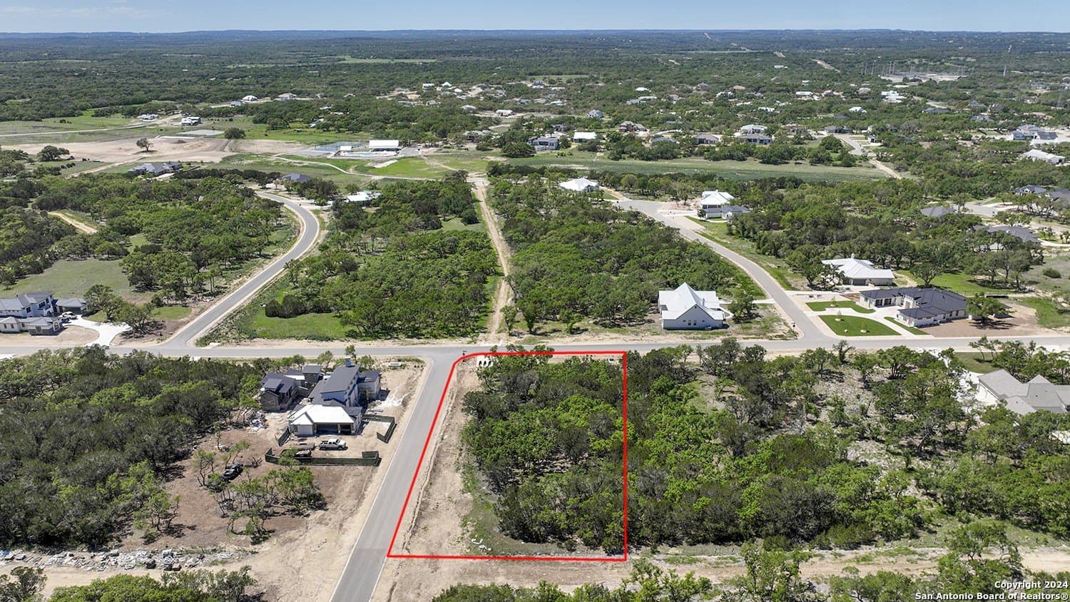 1.05 acres in Comal County gallery image 4