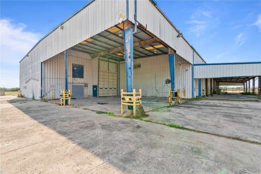 10 acres in Jim Wells County - photo 17