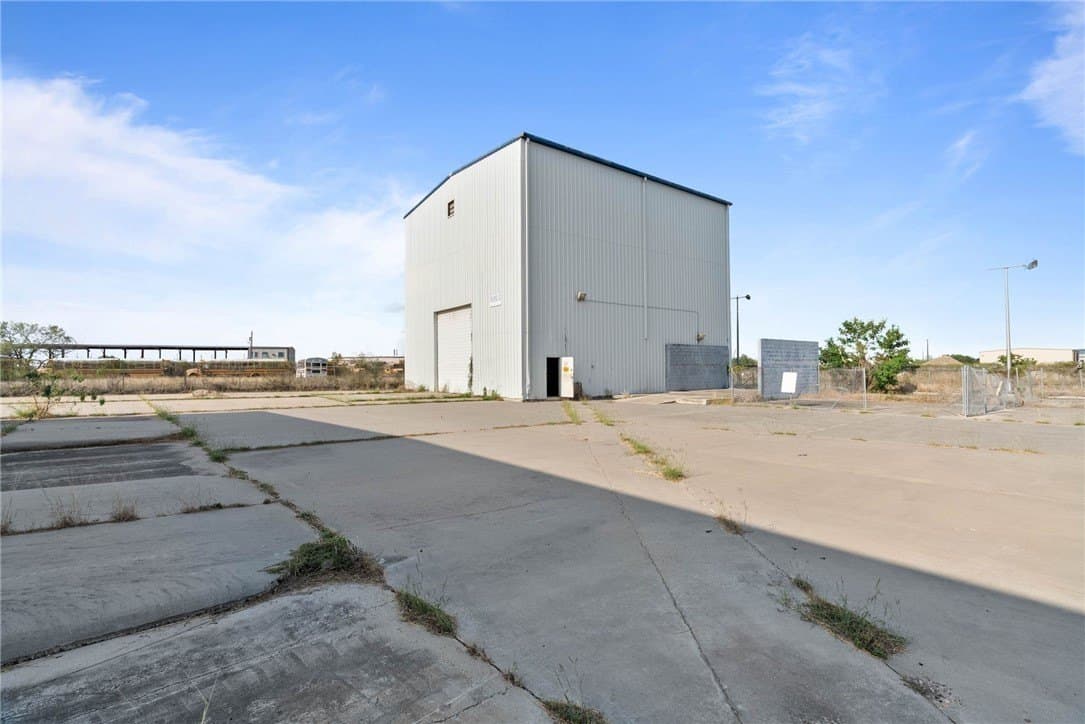 10 acres in Jim Wells County - photo 20