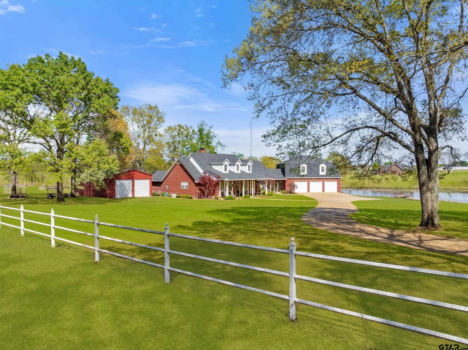 12 acres in Smith County gallery image 3