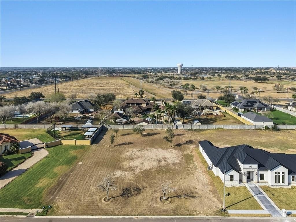 0.67 acres in Hidalgo County - photo 6