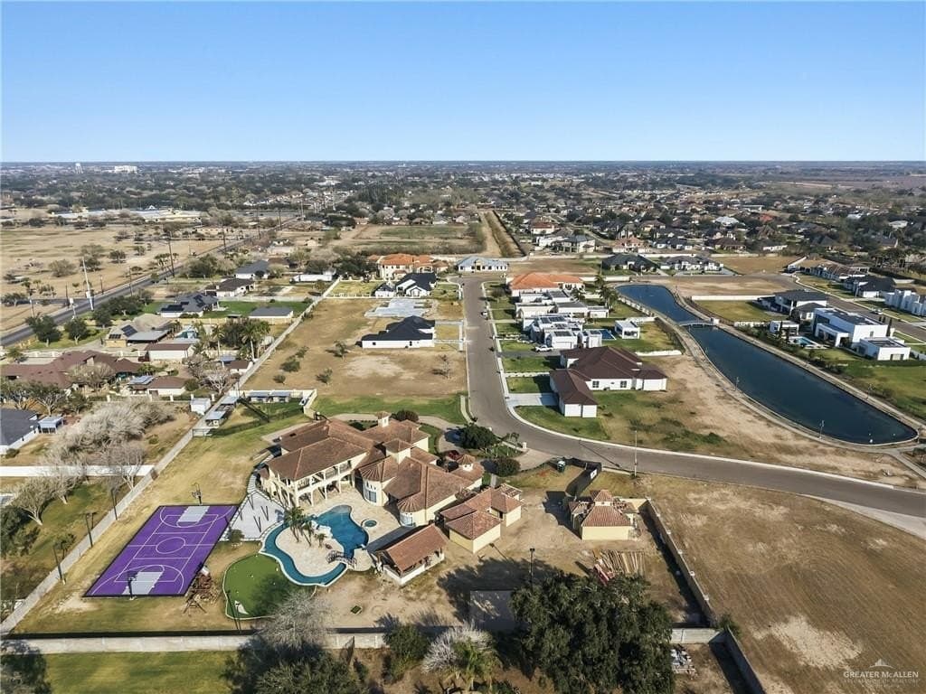 0.67 acres in Hidalgo County - photo 8