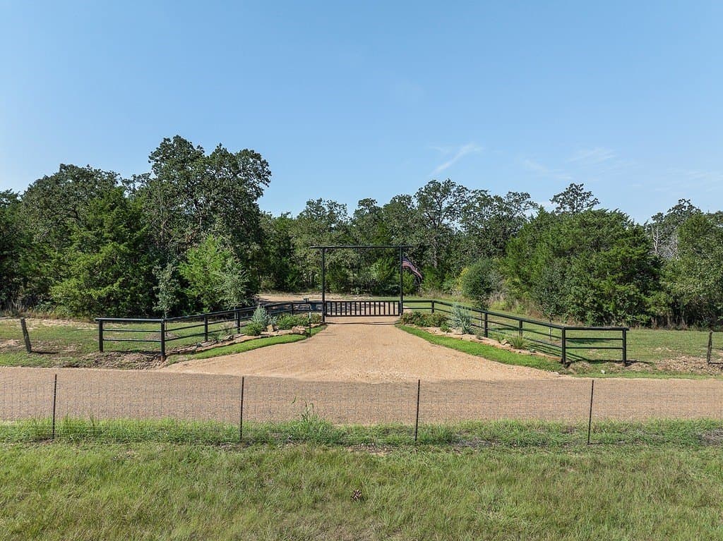 10.15 acres in Fayette County - photo 24