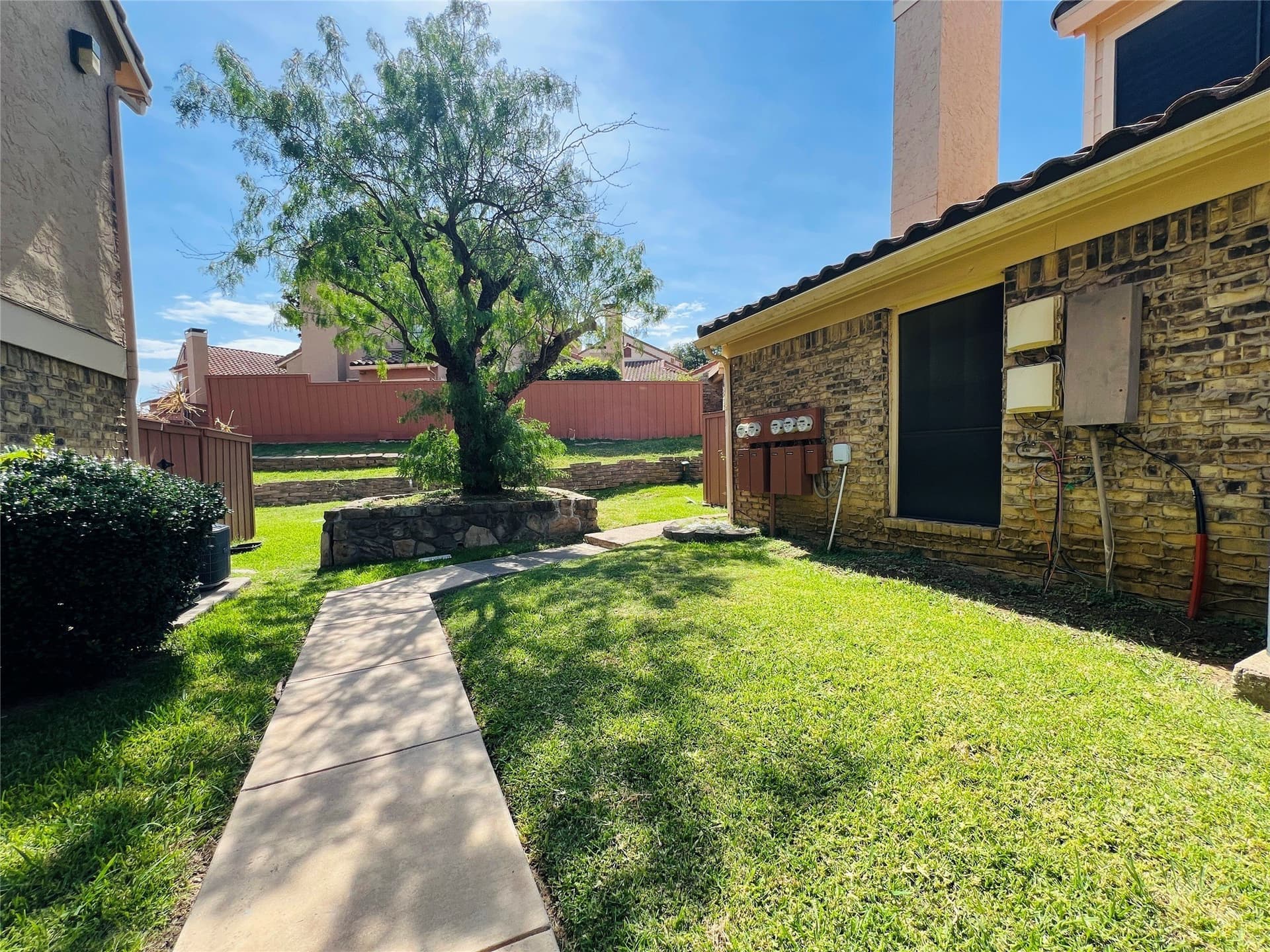 25.76 acres in Dallas County