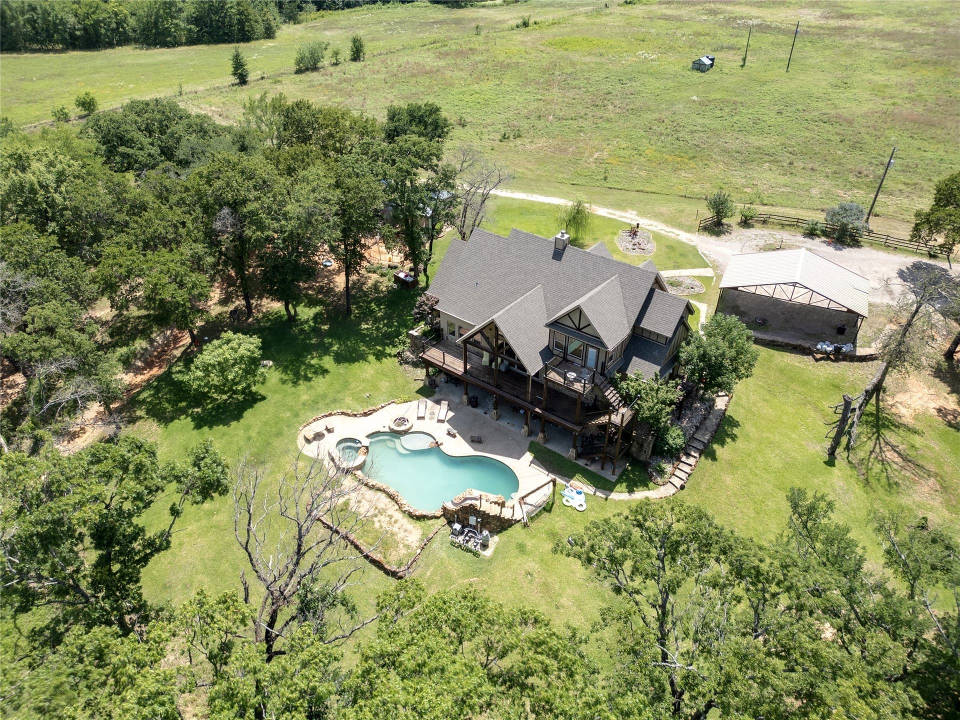 61.96 acres in Cooke County - photo 8
